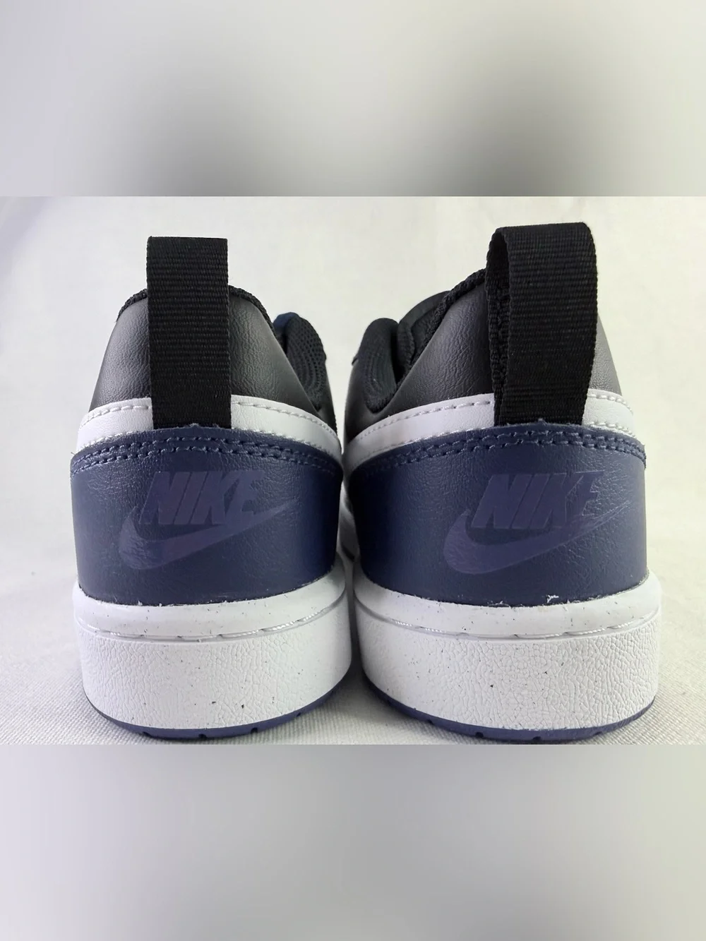 Nike excellent back